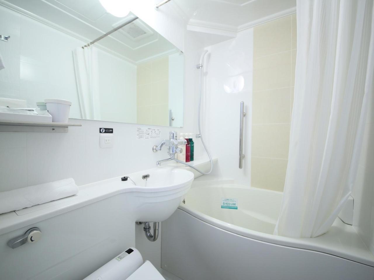 Apa Hotel Yodoyabashi Kitahama Ekimae Oszaka Szoba fotó